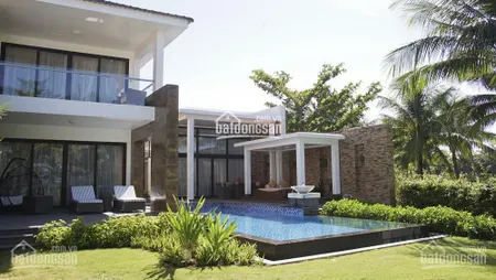 Bán biệt thự biển 4pn vinpearl luxury 1020m2, có sổ sở hữu lâu dài, thu nhập cam kết 3,5 tỷ/năm