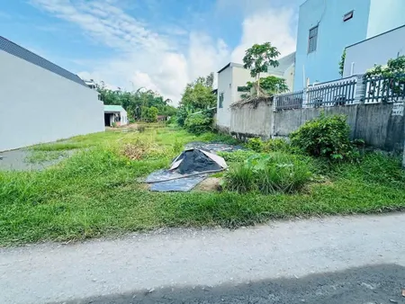 Bán đất 197.6m² ngang 9m giá 2.35 tỷ Xã Đức Lập