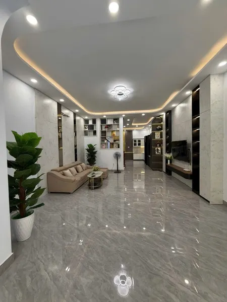 QUẬN 3 – CÁCH MẠNG THÁNG 8, 75m2, ngang bự 5.5m, 3 tầng, rộng - thoáng - nhìn mê li.