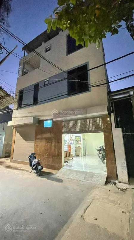 Cần bán nhà gấp gần vinsmartcity tây mỗ, lô góc, nhà quay ra hồ nước, ô tô đỗ cửa, 48m2, 3 tỷ 7