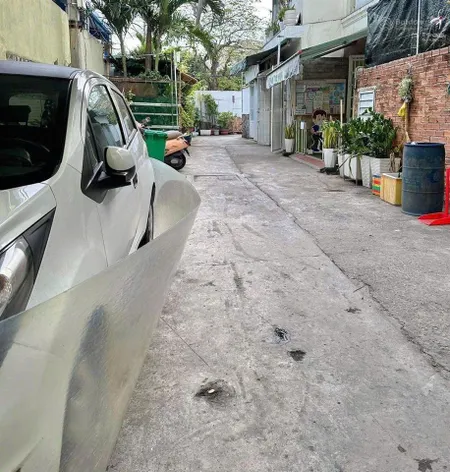 Nhà nát hẻm xe hơi thông thành thái quận 10 68m2 khu cán bộ vip