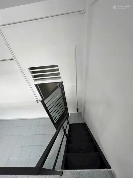 Nhà xã hội định hòa, lầu 3 sổ hồng 455 triệu. sài gòn mua được. nhận ký gửi 10 ngày bán xong