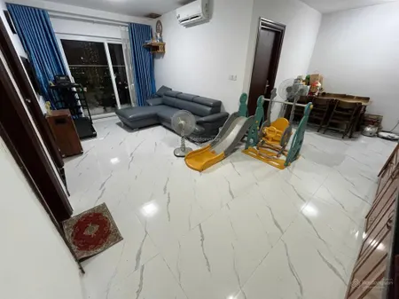 Cần bán căn 2 ngủ giá tốt nhất htt 89 phùng hưng. 0794 678 ***