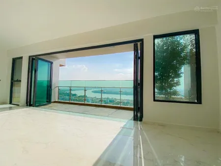 Tầng cao! sky mansion toà altaz 4 phòng ngủ 239m2 view sông + q1. giá 29,9 tỷ. 0931 356 ***
