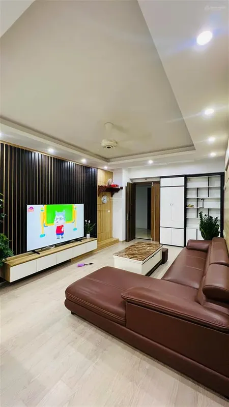 Bán căn hộ cc 97.4m2(3ngủ, 2wc)full nội thất mới, sẵn sổ giá 6.7 tỷ tại sapphire palace, thanh xuân