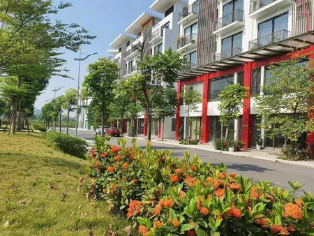 Hàn vip đẹp nhất ngọc thụy. bán shophouse khai sơn, ngọc thụy long biên. sát hồ, lô sát góc kd