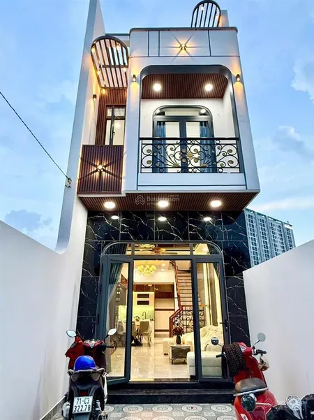 Bán nr 4pn, 5wc, 95m2 giá siêu hời tại lê hồng phong, p phú hòa, thủ dầu một, bình dương.(tphcm mới