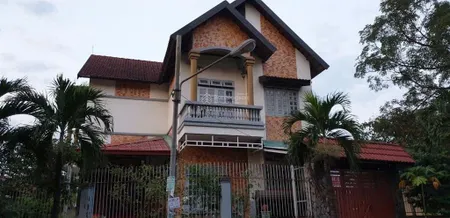 Biệt thự khu nam long 25x15m full thổ 372m2 ngay cầu an lộc góc 3 mặt tiền view sông giá rẻ bèo.