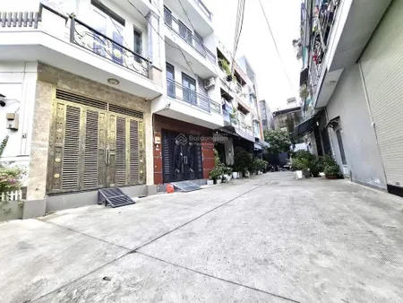 Nhà đẹp hẻm 10m xe hơi quay đầu 4 tầng sân thượng 53m2 ngang đẹp 4.4m