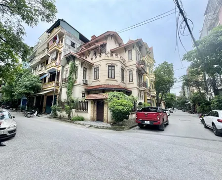 Bán bt kđt đại kim, hoàng mai. dt 108m2 mt 10m lô góc 3 thoáng 3 oto tránh, hướng đông tứ mệnh
