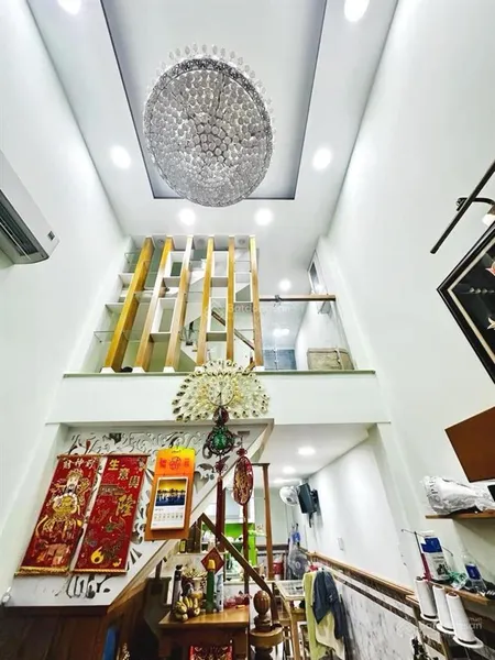Bán nhà 4 tầng btct đường hồ thị kỷ, phường 1, quận 10