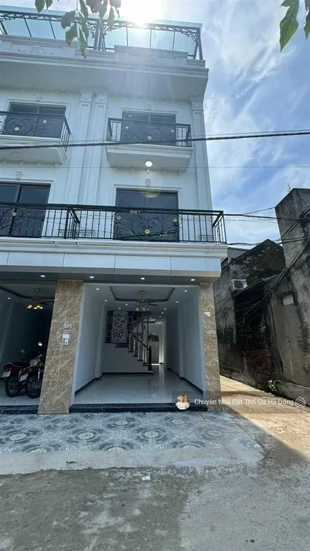 Nhà 4 tầng 60m2, ngõ 3m, ô tô đỗ, gần ủy ban đông la, 8 phút ra kđt đô nghĩa hà đông, giá 4.55 tỷ