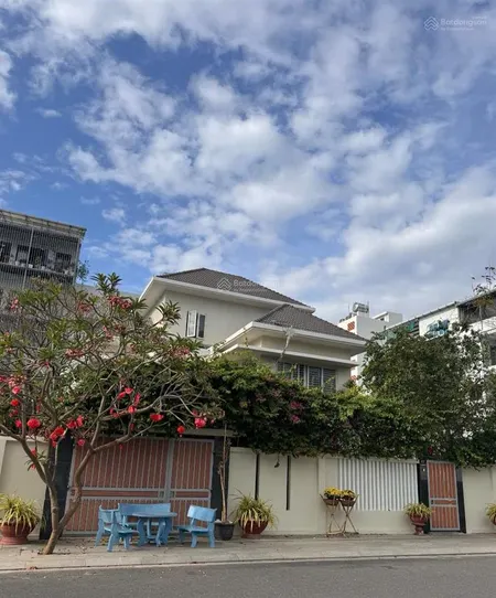 Bán biệt thự đơn lập 3 tầng cực đẹp kđt vcn phước hải, phường phước hải, tp. nha trang