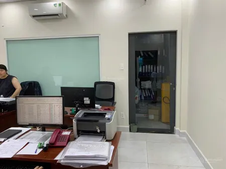 Bán nhà mặt tiền đường số 11 kdc him lam 6a, xã bình hưng 5x20m, trệt 2 lầu san thượng có thang máy