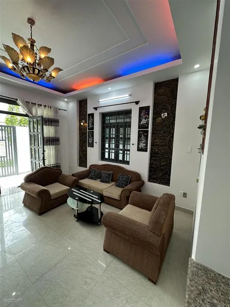 Biệt thự(11,5*18m), 3 tầng góc 2 mặt tiền đường 10m ở lê bôi f7 q8! shr hoàn công đủ, 0934 123 ***