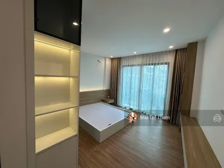 Bán nhà quang tiến 45m ô tô tải lùi tận cửa ô tô vào nhà lô góc 9.8 tỷ 0971 607 ***