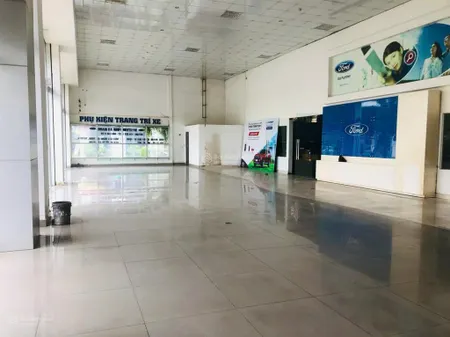 Bán đất thích hợp làm showroom nhà xưởng