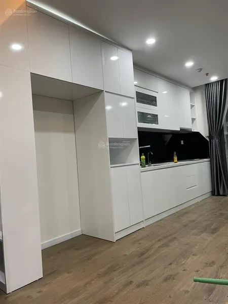 Chính chủ cần chuyển nhượng lại căn 77,51m2 2pn,2wc ban công đông nam giá bán nhanh 5,85 tỷ bao phí