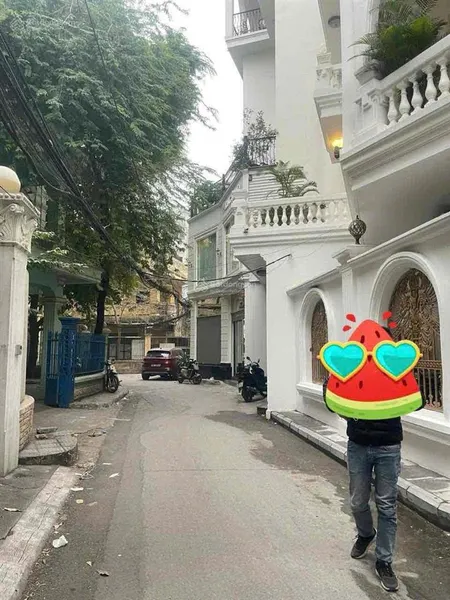 Bán biệt thự đẹp tại cầu giấy, diện tích 180m2 5 tầng mặt tiền 15m giá 60 tỷ tl