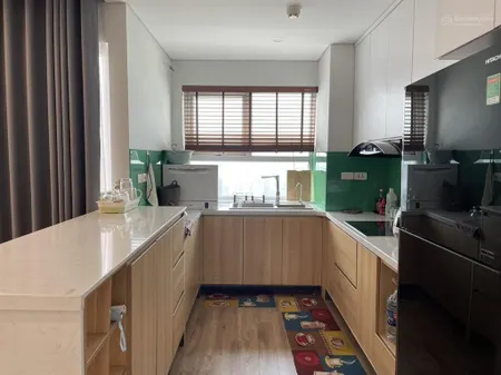 Chính chủ bán căn 3 ngủ tại ban cơ yếu chính phủ, 125m2, full đồ, ban công đông nam, sổ đỏ