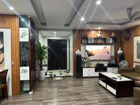 Giá thật, căn 4pn, cực đẹp tầng trung, nt cao cấp, tiếp khách thiện chí. 0343 202 ***