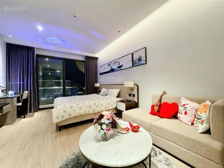 Bán nhanh căn hộ studio tòa citadines tầng cao, view hồ + thành phố giá chỉ 1tỷ950