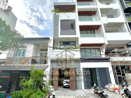 Nhà đẹp có thang máy mt đường số lâm văn bền, quận 7