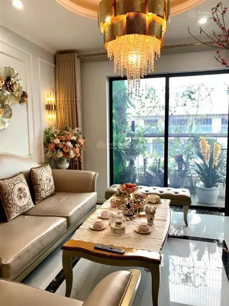 Bán 114m2 hà thành plaza 102 thái thịnh sẵn sổ, có slot ô tô, 8 tỷ