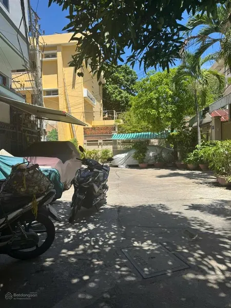 Bán nhà 3 tầng hẻm ô tô 8.5m lý tự trọng, phường lộc thọ cách biển 300m giá 8 tỷ