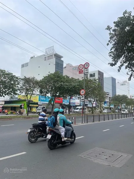 Bán nhà 4 tầng mặt tiền xe tải, dương bá trạc quận 8, 4 x 18 chỉ 15 tỷ