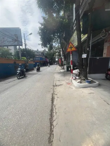 Bán nhà mặt phố phú diễn, 3 mặt thoáng, kinh doanh sầm uất, nói không với quy hoạch