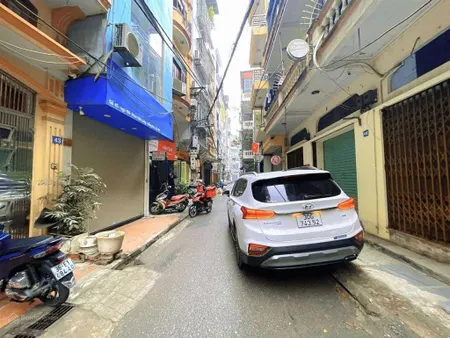 Chính chủ nhờ bán nhà phân lô ngõ 99 nguyễn chí thanh, đđ, đường ôtô, gara, chỉ 15.7 tỷ, gần 50m2