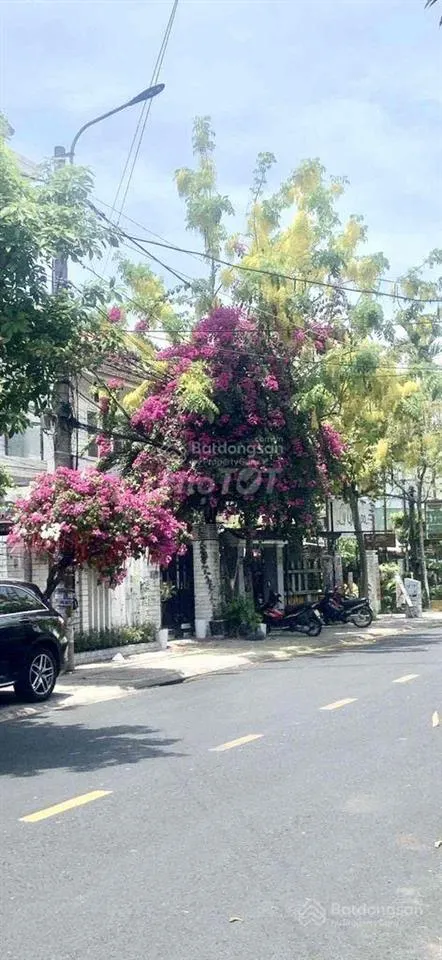 Bán căn nhà vườn 403m2 mặt tiền đuòng 10,5m hội an giá 10,9 tỷ