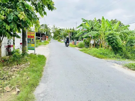 Bán đất 211.4m² ngang 5m giá 1.2 tỷ Xã Phú Quới