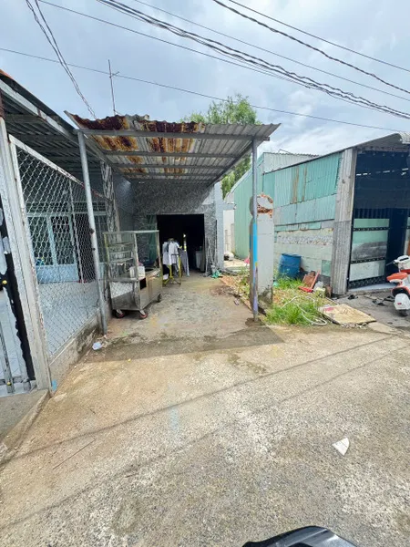 Bán nhà 100m² ngang 5m giá 1.1 tỷ Xã Đức Hòa
