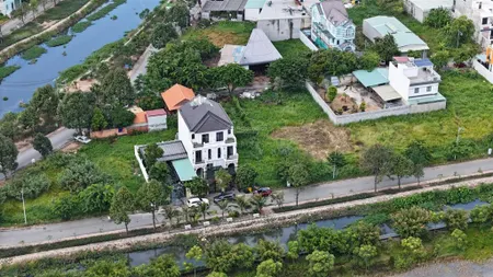 Hàng ngộp lô góc 2 mặt tiền đường kinh doanh (222m2) khu đô thị ven sông sài gòn giá rẻ 7,95 tỷ