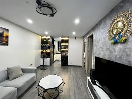 Bán căn 59m2 tầng đẹp, 2pn 2vs tòa xphomes star full nội thất giá rẻ