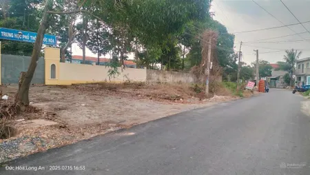 Chủ cần bán 238m2 đất odt, mặt tiền đường nhựa 6m, khu vực 4 thị trấn đức hòa
