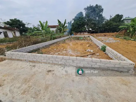 Chủ cần bán gấp 106m2 full thổ cư. mt 6m, hậu 6,46m. đất vuông vắn. đường rộng, ô tô đỗ trong đất