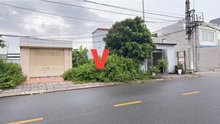 Bán đất 150m² ngang 5m . mặt đường liên xã rộng 12m. giá 2.52 tỷ Xã An Lão(Tân Dân). liên hệ 0362558882