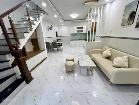 Nhà 2 tầng, hẻm 3m thông, gần đh tài chính marketing đường 385 lê văn việt, nội thất như hình