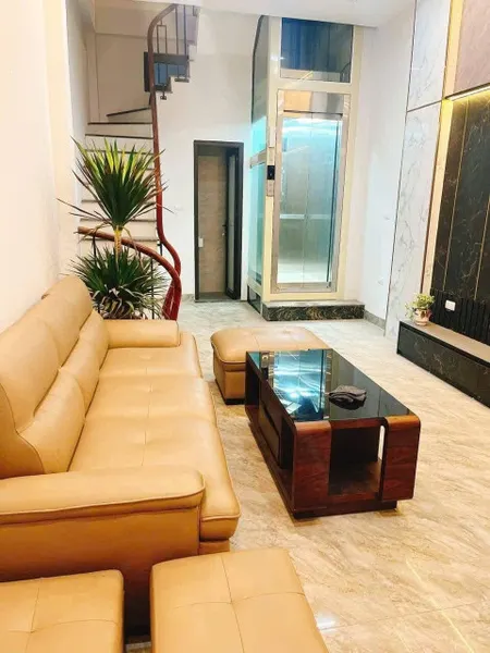 Bán nhà Thụy Khuê, Tây Hồ, 30m2 6 tầng thang máy full nội thất, 7.7 tỷ