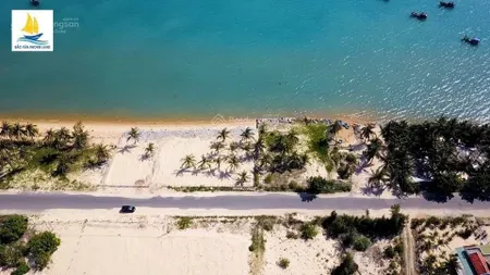 Duy nhất hoa hậu mặt biển bãi tắm du lịch bắc vân phong đường nhựa ô tô dt 1.200m2 (ngang 43m)