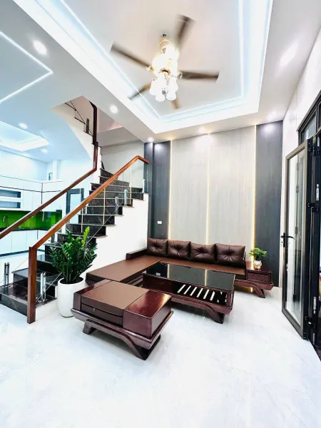 Bán nhà phố Vĩnh phúc, Ba Đình 5 tầng, mặt tiền 4.8m, diện tích 45m2