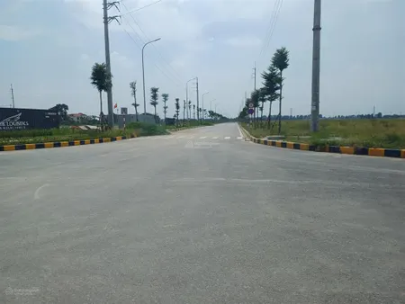 Bán 10ha đất kcn đồng văn, thời hạn 62 năm, gần vực vòng, 3 mặt tiền, vị trí đắc địa, giá cực tốt