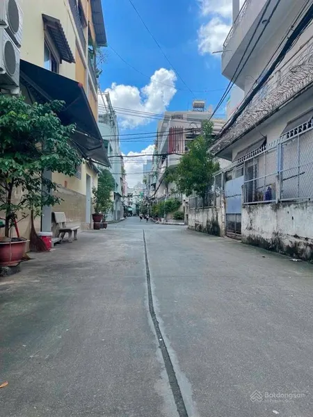 Nhà 5 tầng có thang máy, 4x15m hậu giang quận 6, hẻm 5m, chỉ 8,988 tỷ