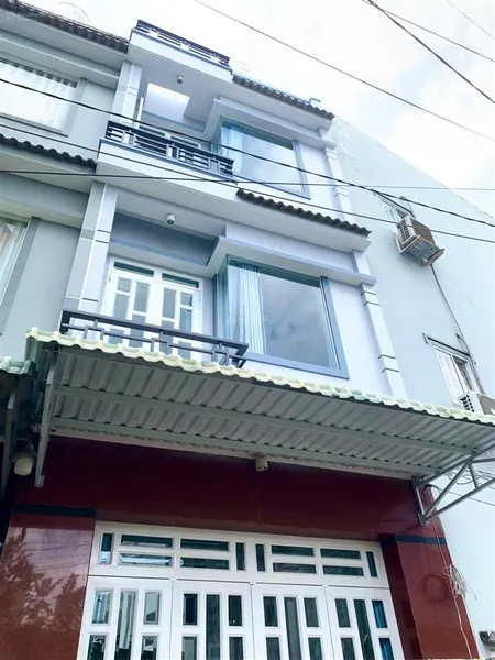 Nhà 2 lầu 4x10m, hẻm 3m phú định, p16, q8, gần ủy ban phường