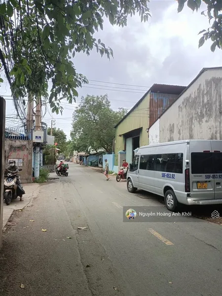 Bán lô đất cực đẹp, 4 x 25m, vuông vức, đường 6m thông
