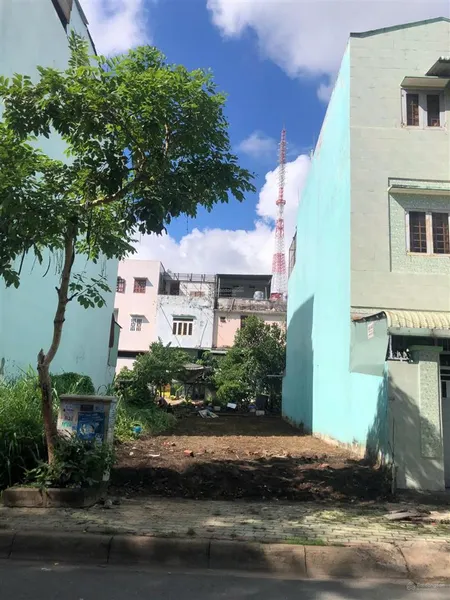 0903 115 *** giá tốt bán nhanh lô đất mt d1 man thiện 9tỷ5/105m2, sh riêng cc ngay