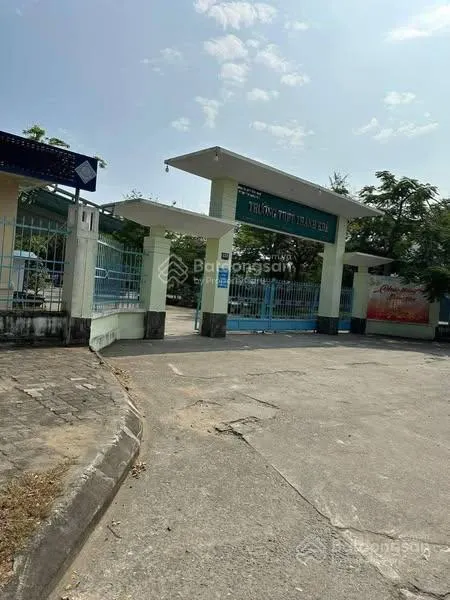 Chính chủ gửi bán cặp đất mt đường kinh dương vương,sát trường thpt thanh khê. đà nẵng.